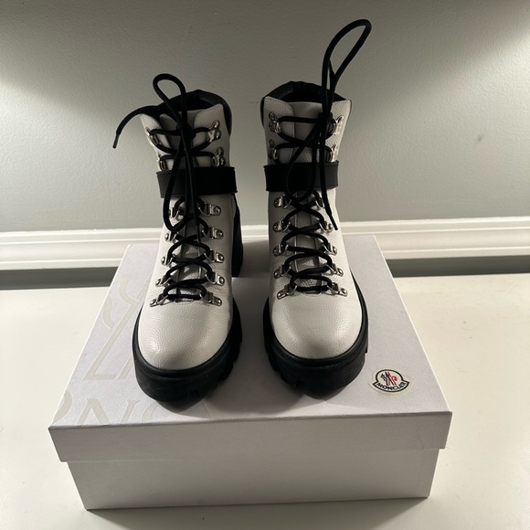 Moncler Carol Hiking Boots - Picture 4 of 6